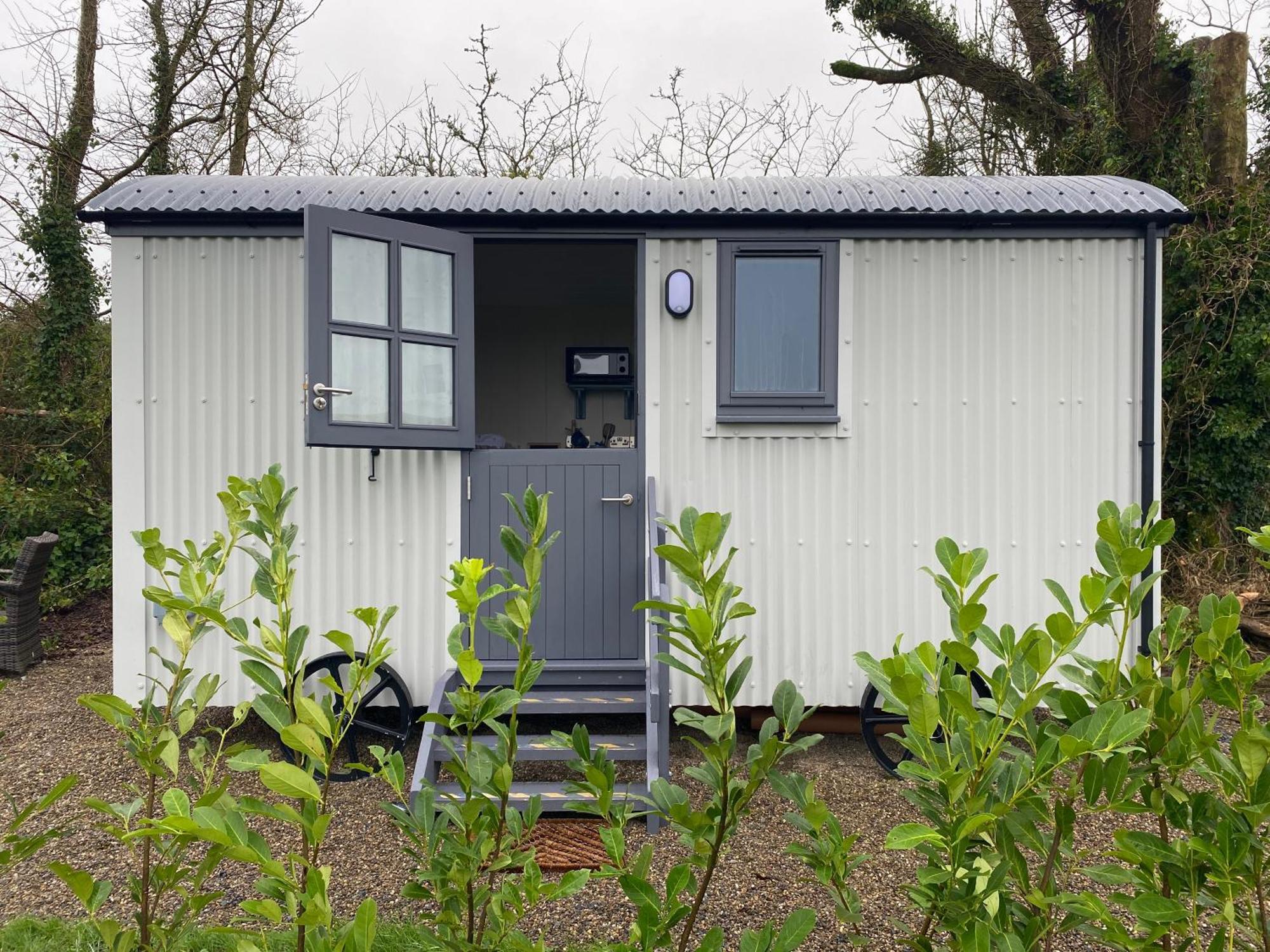 Burren Garden Glamping Hut Villa Boston Ngoại thất bức ảnh